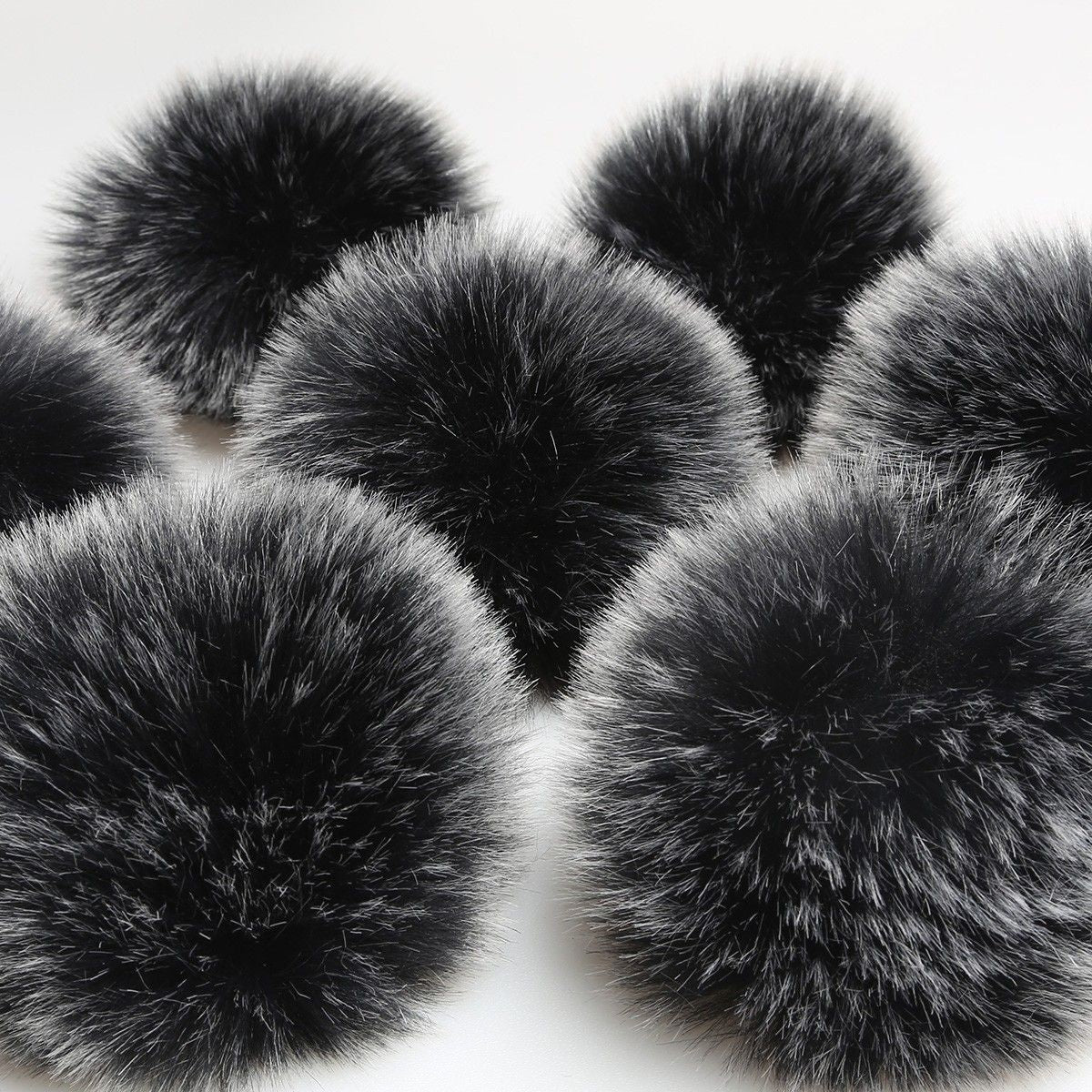 Pompon - Mørk Grå - Image 2