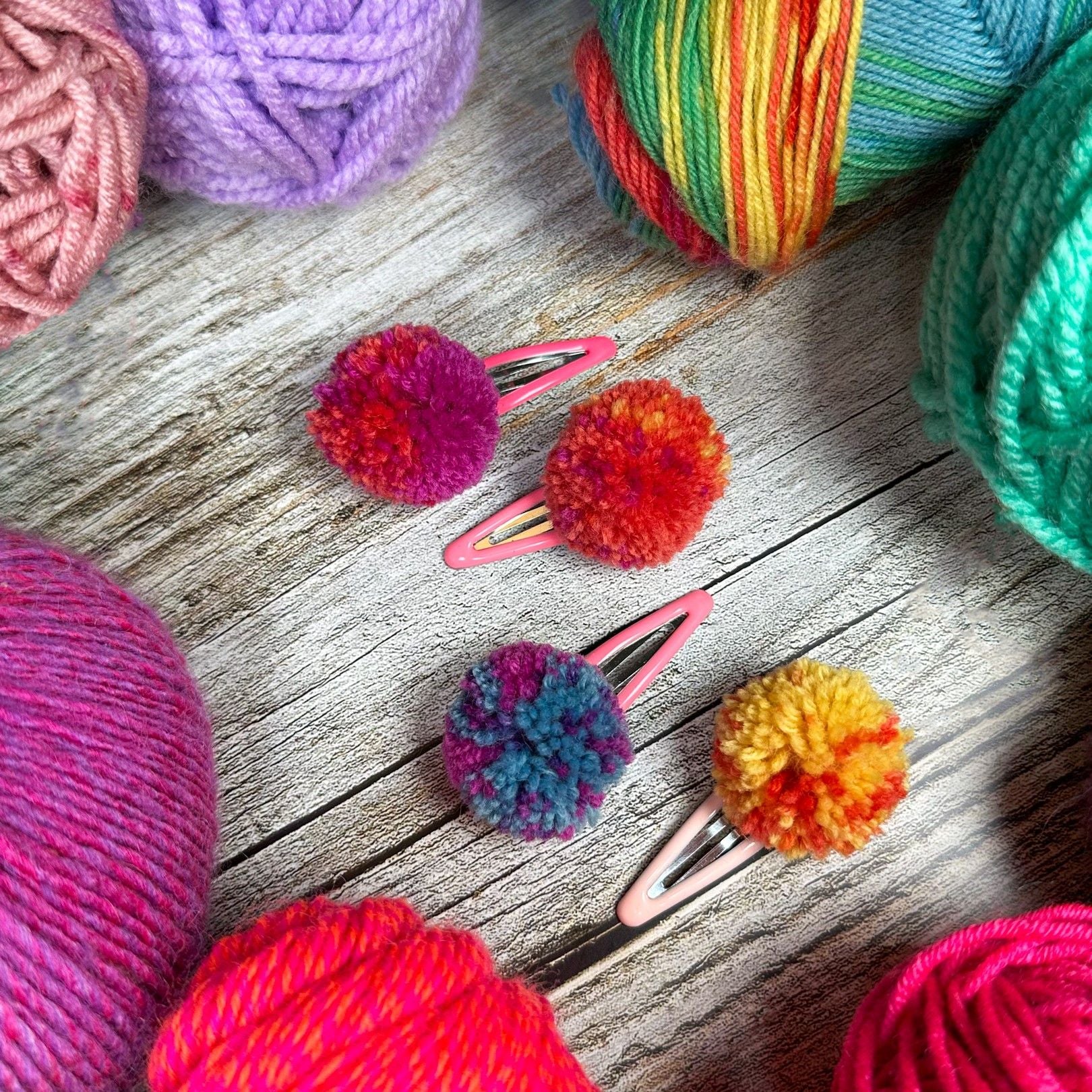 Hoop Pompon Maker - Image 5