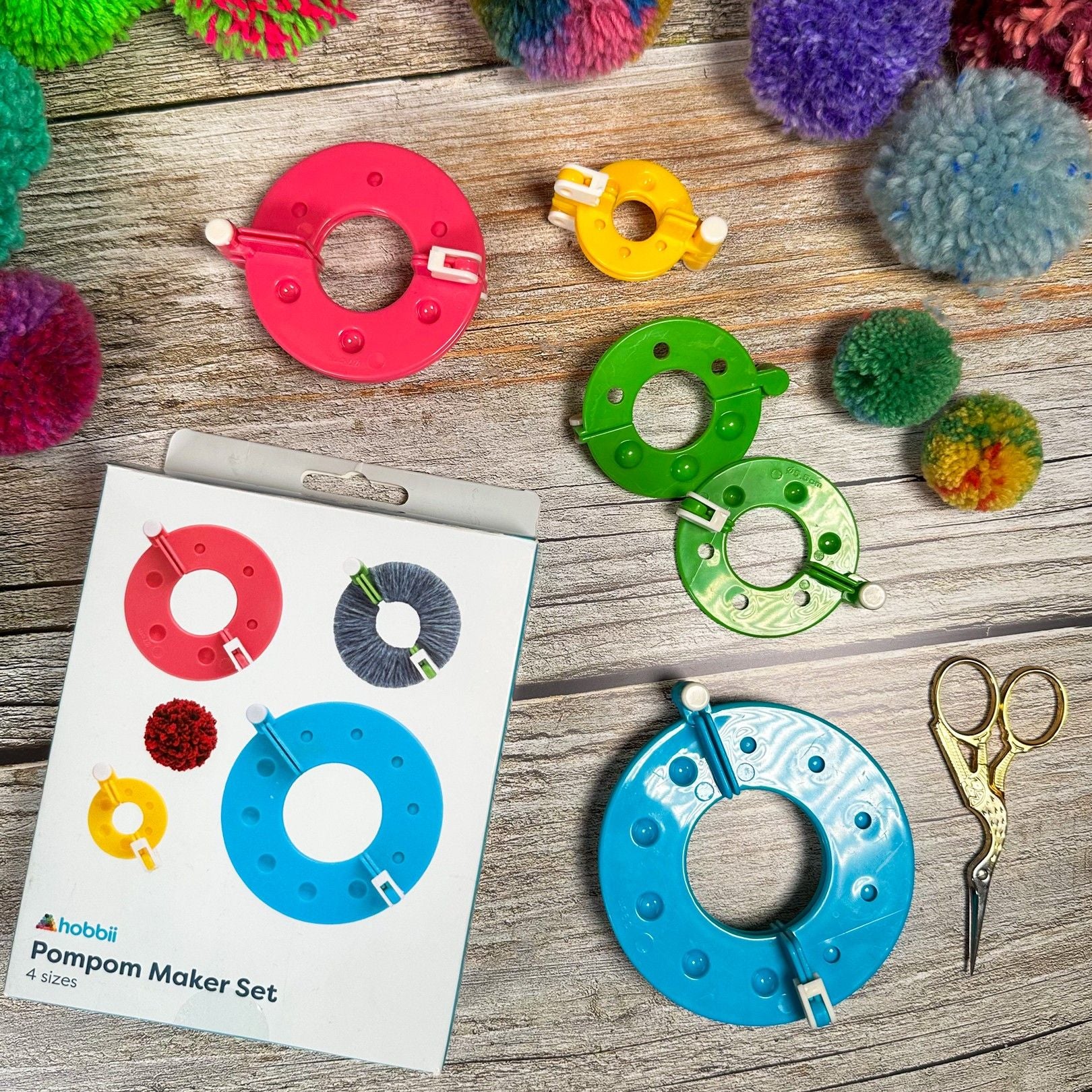 Hoop Pompon Maker - Image 7