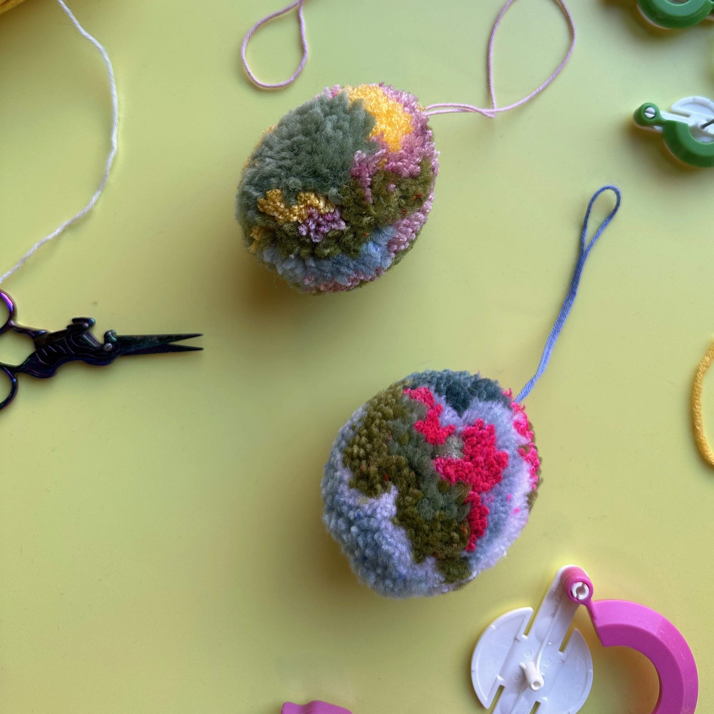 Wave Pompon Maker - Image 6