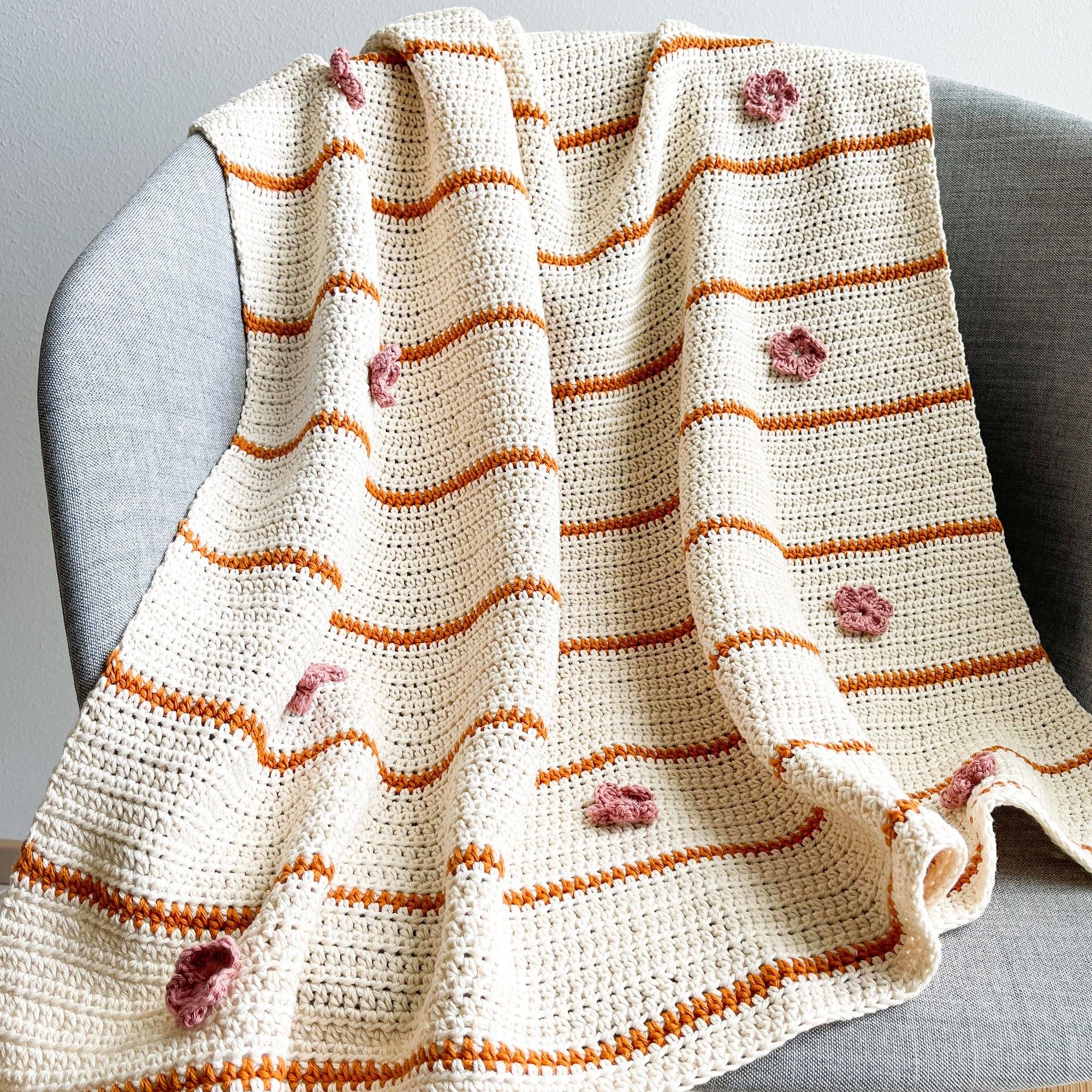 Flower Bud - Blanket - Image 4