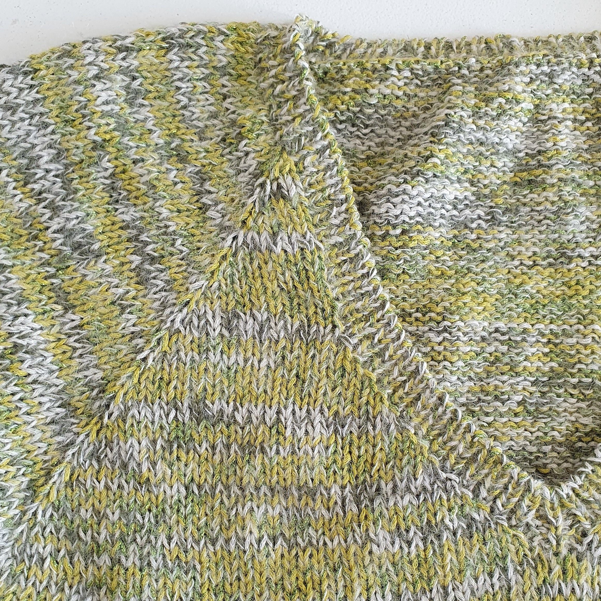 Meryl - Sweater med v-hals - Image 4