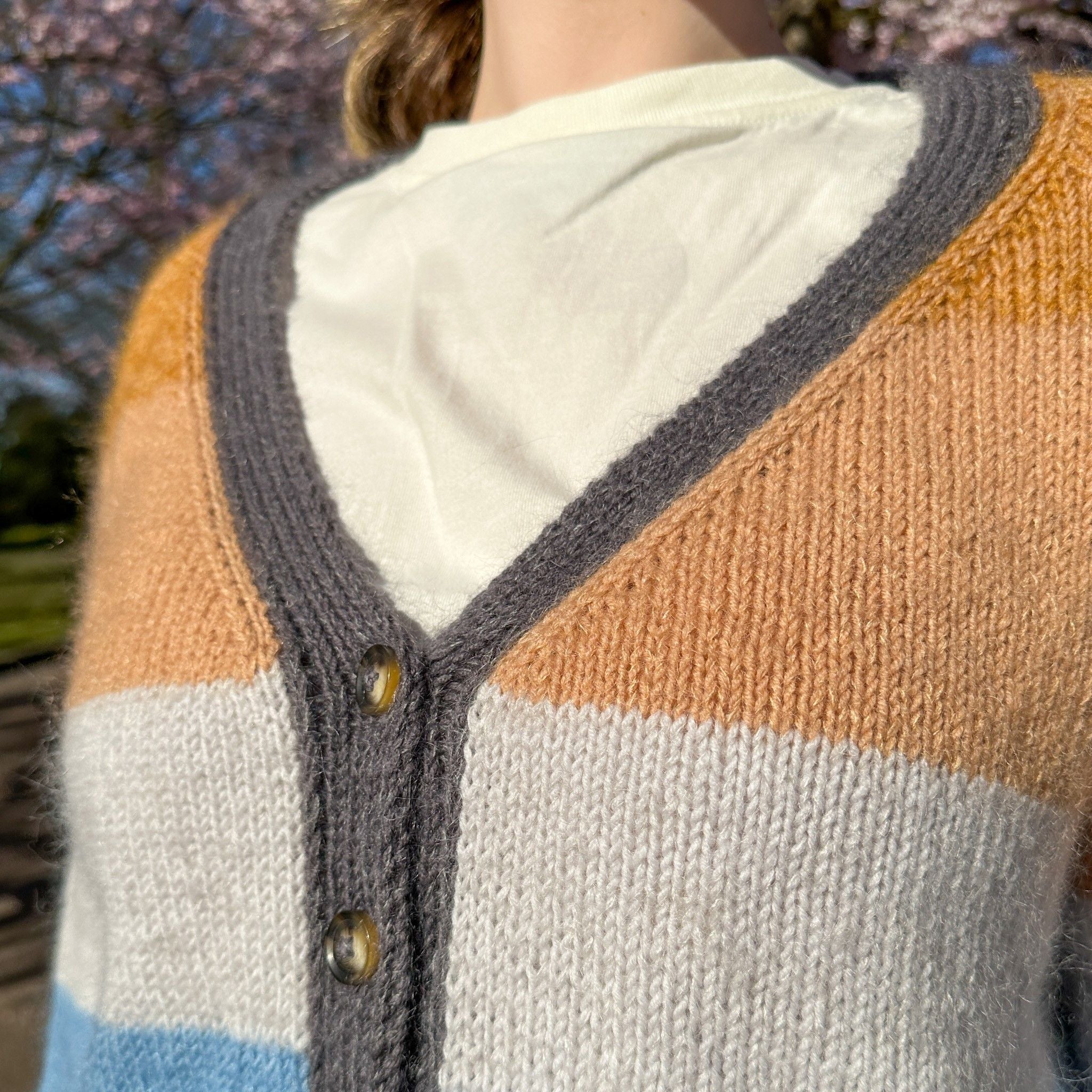 Brede Striber - Kort Cardigan - Image 5