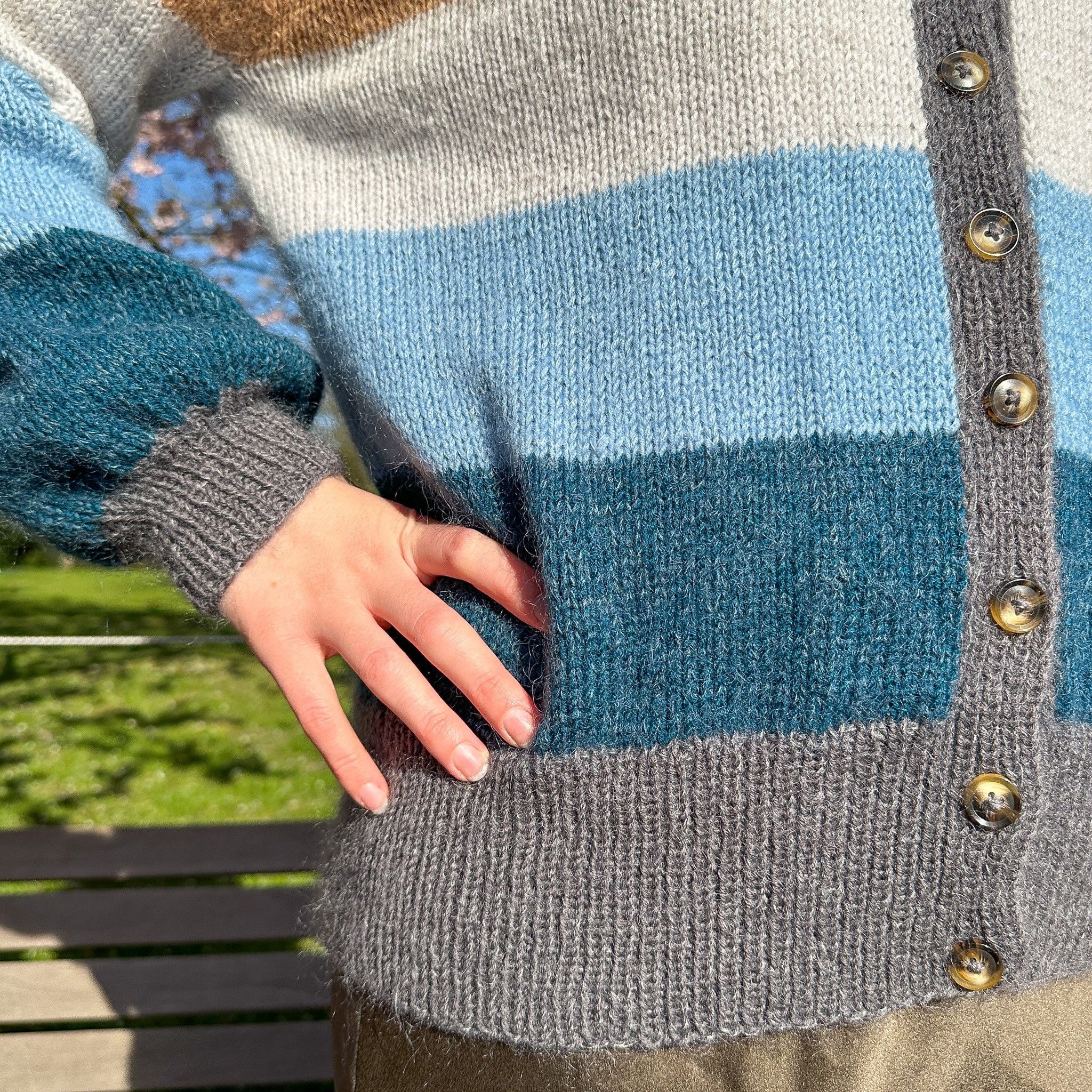 Brede Striber - Kort Cardigan - Image 6