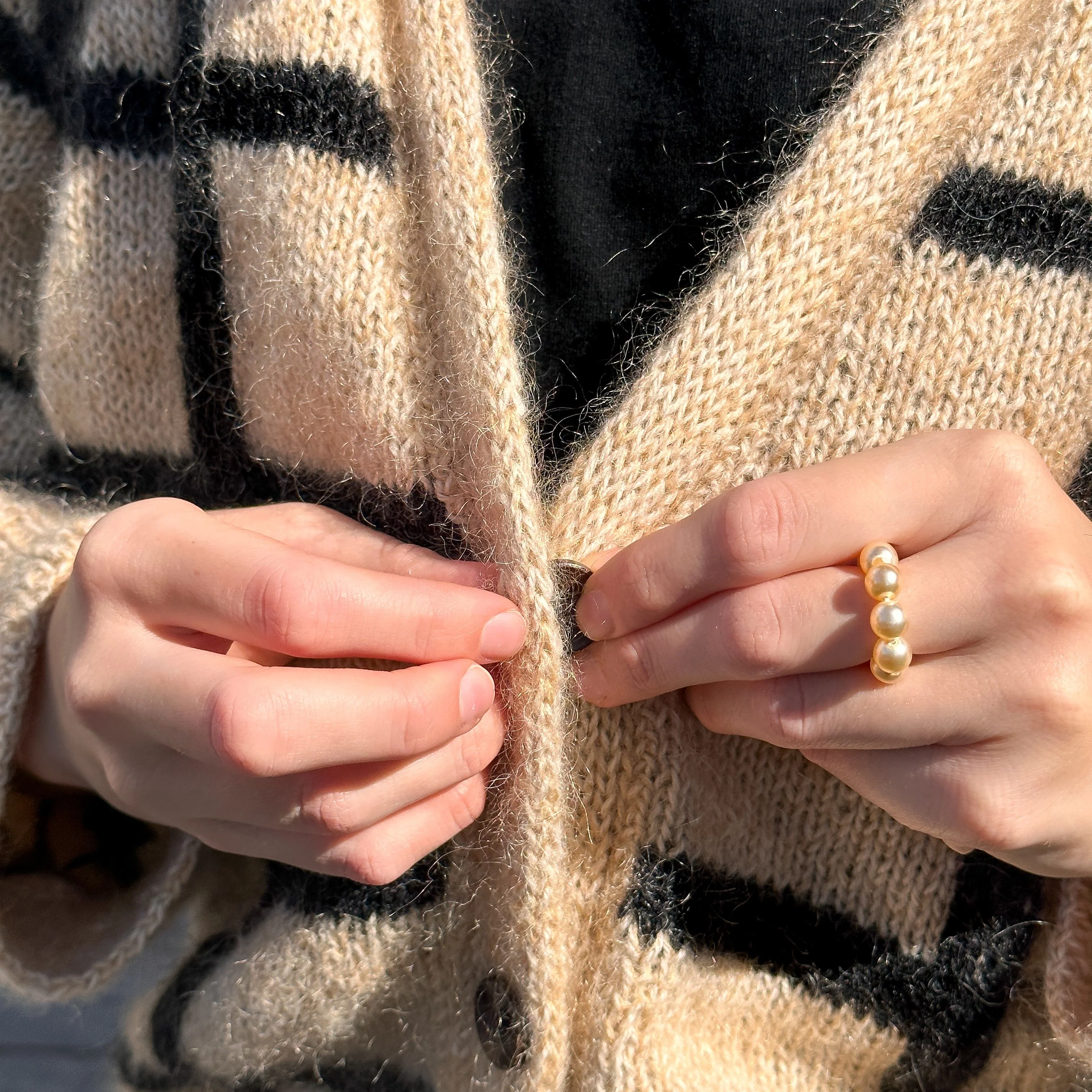 Max - Cardigan - Image 6