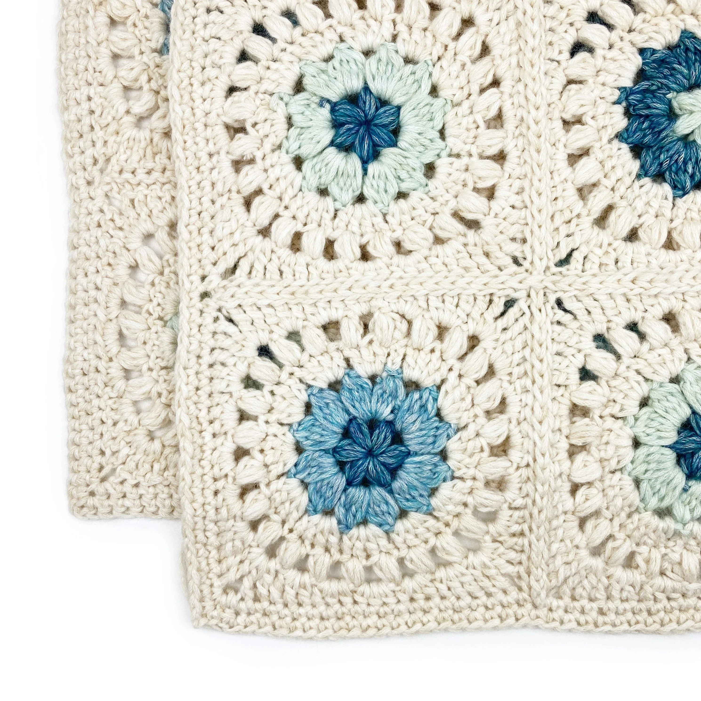Blossom Throw - Pledd - Image 4
