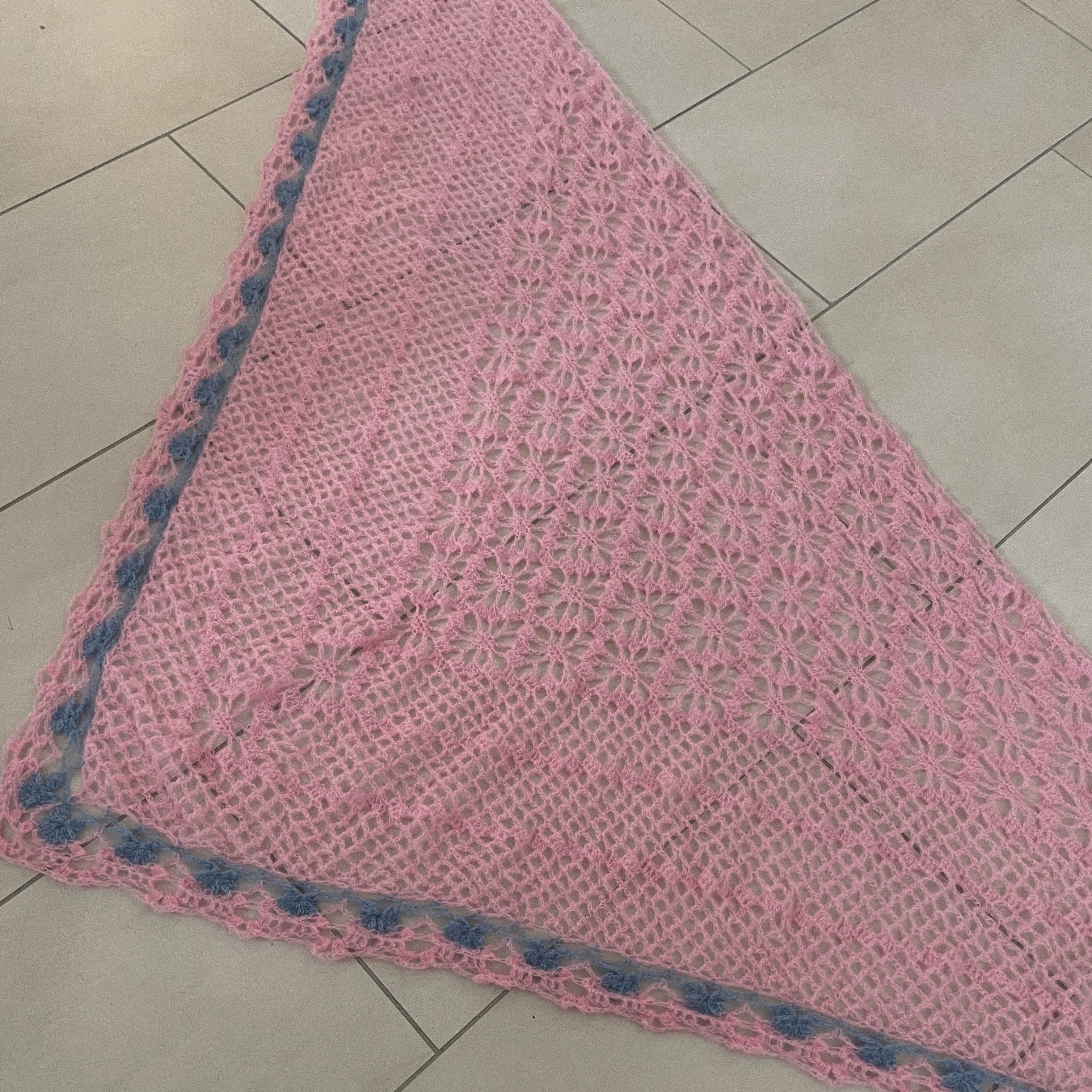 Flower Power - Shawl - Image 5