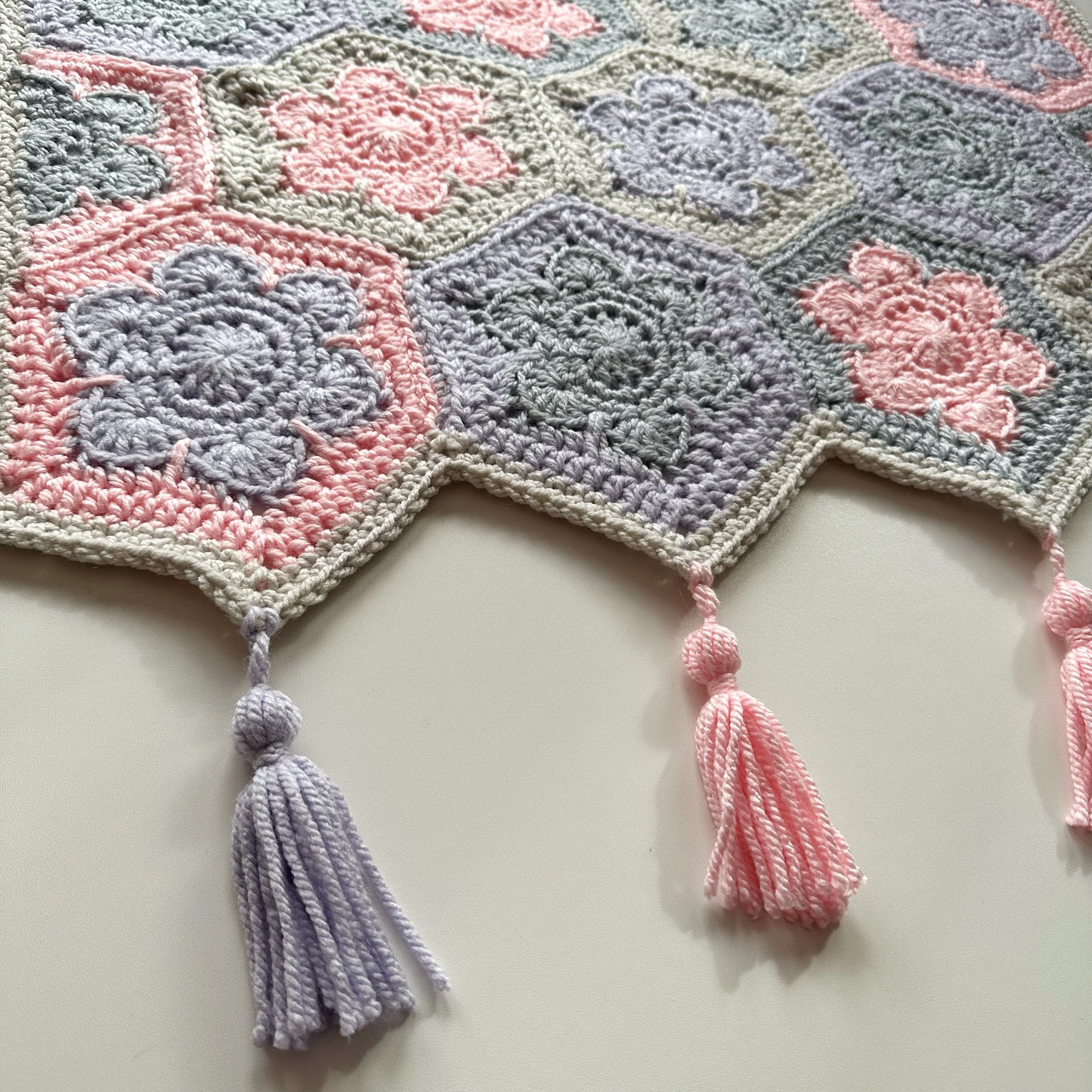Cozy Hexi Flower - Blanket - Image 2