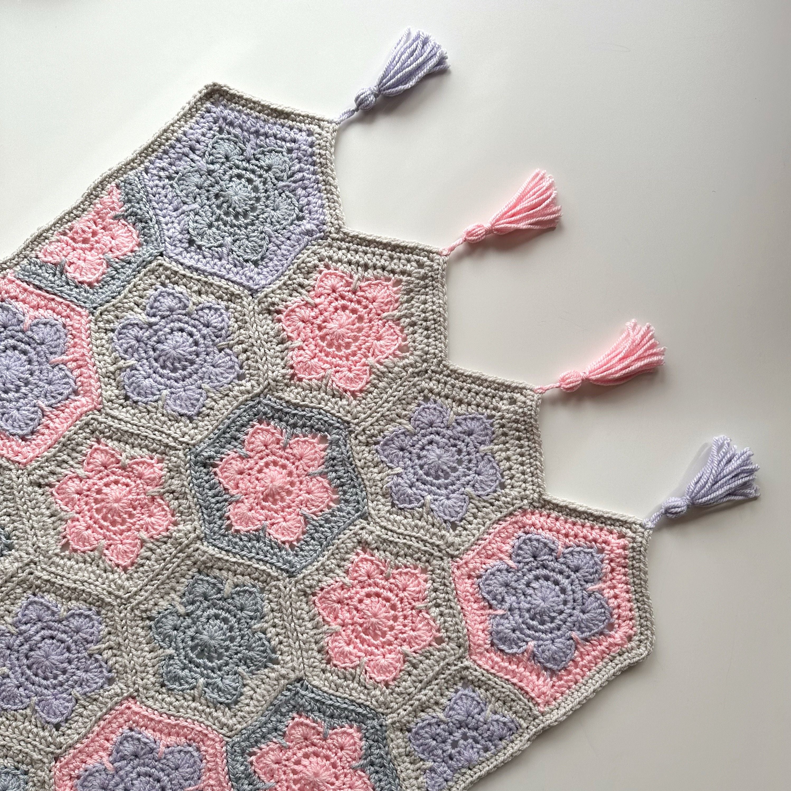 Cozy Hexi Flower - Blanket - Image 3