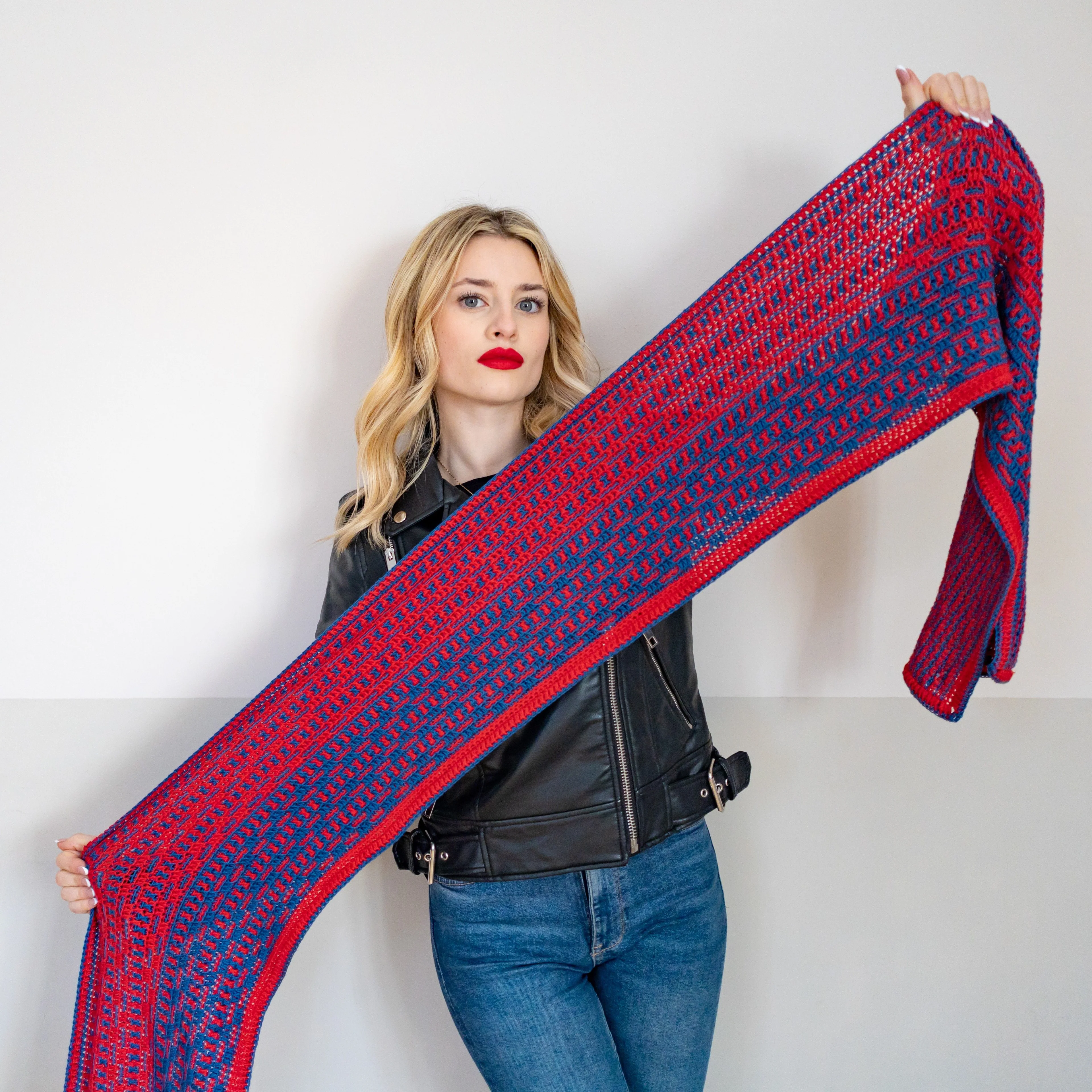 Velvet Vines - Shawl - Image 5