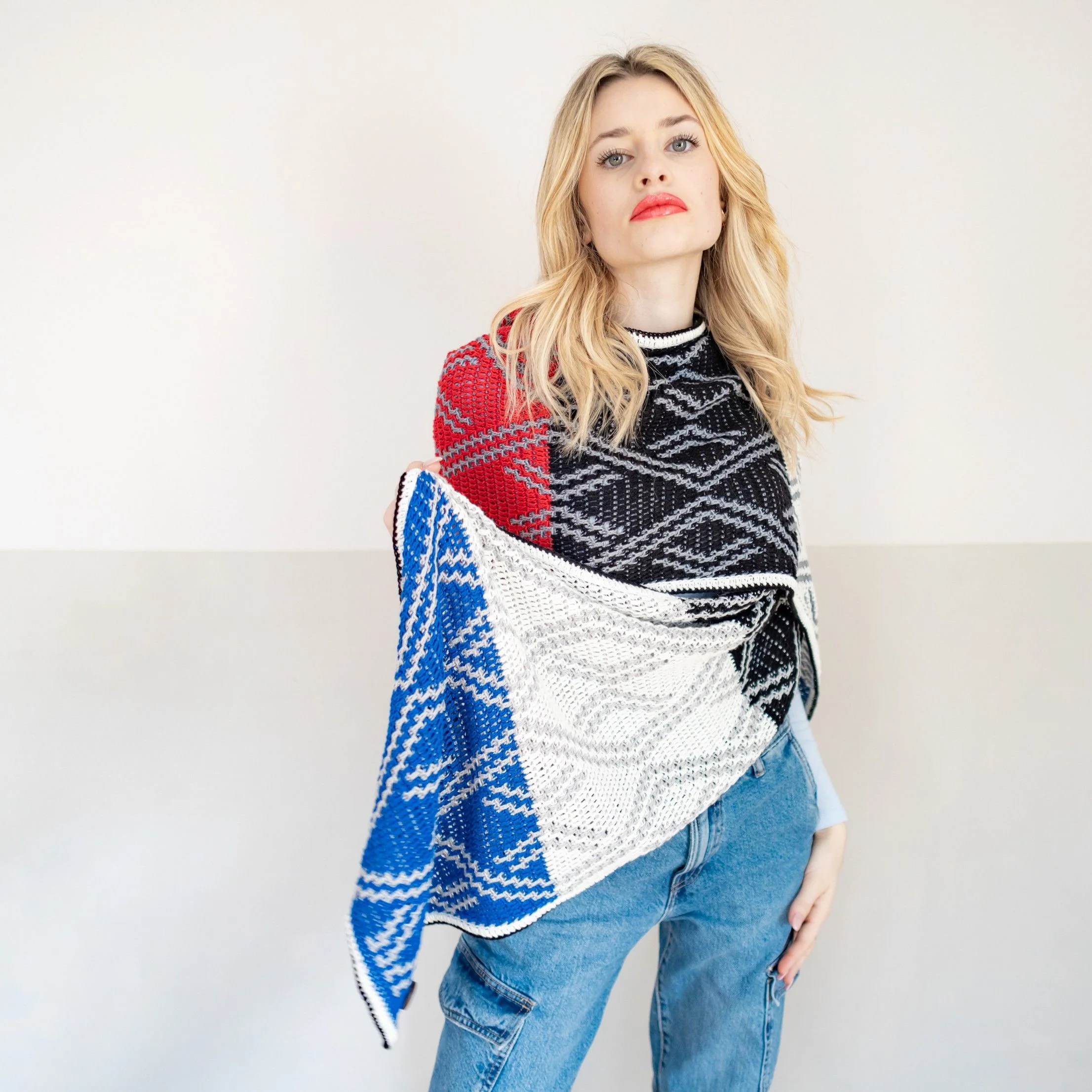 Dreamscape Illusion - Shawl - Image 6