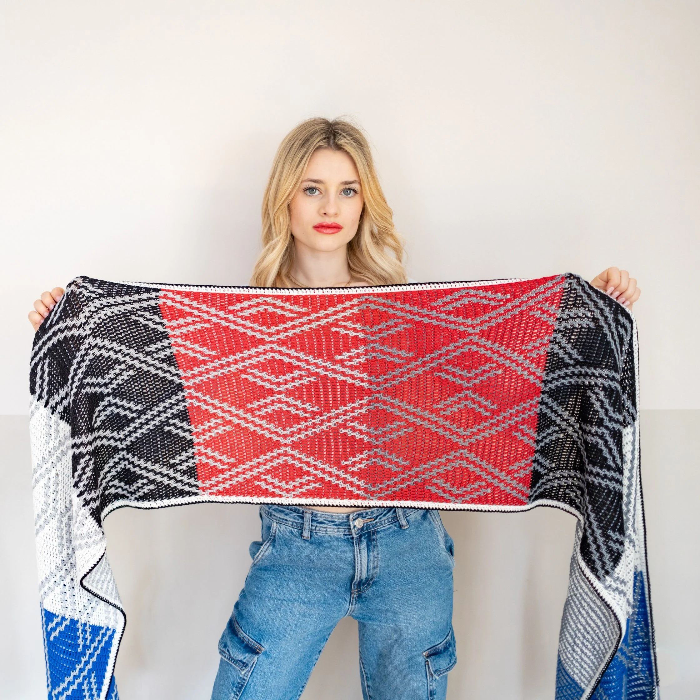 Dreamscape Illusion - Shawl - Image 7