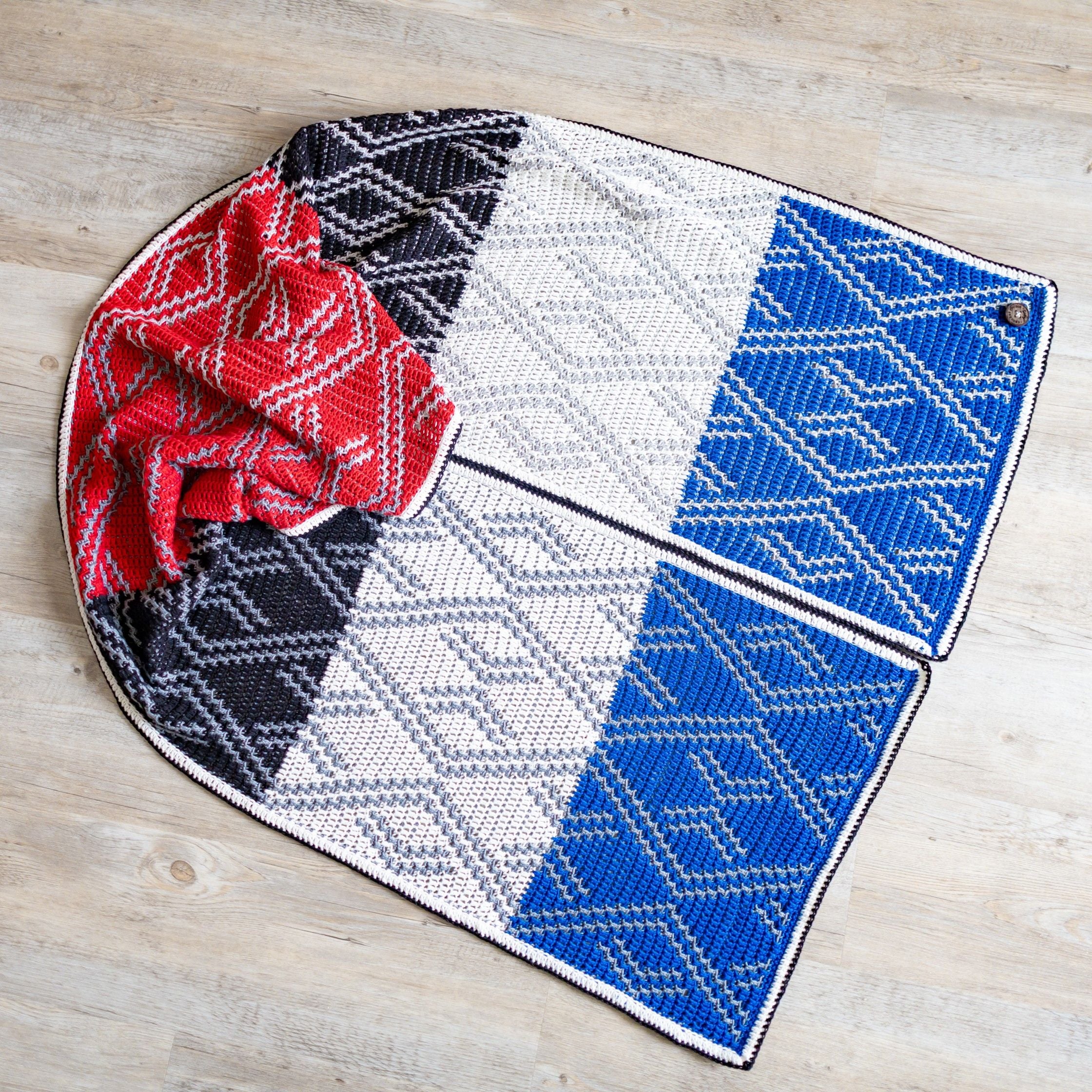 Dreamscape Illusion - Shawl - Image 8
