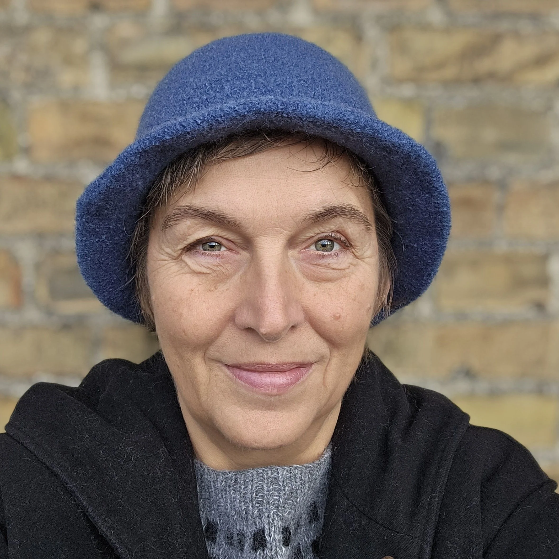 My Hat - Ensfarget Hatt