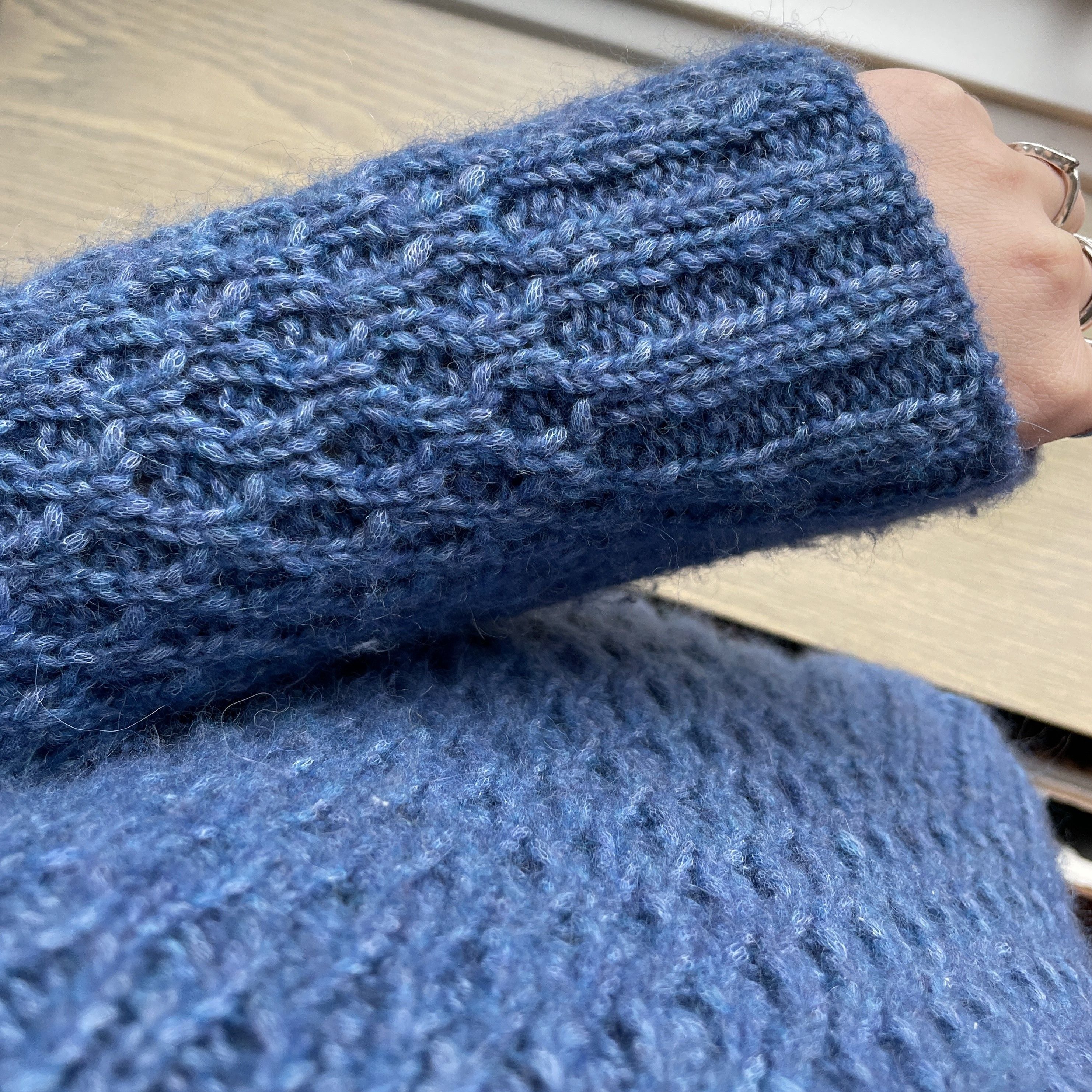 Easy Honeycomb Sweater - Genser - Image 4