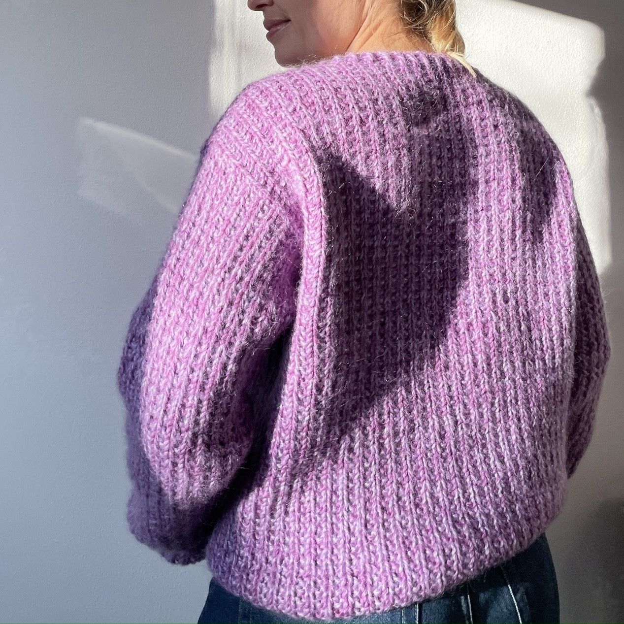 Easy Evening Sweater - V-edition - Image 3
