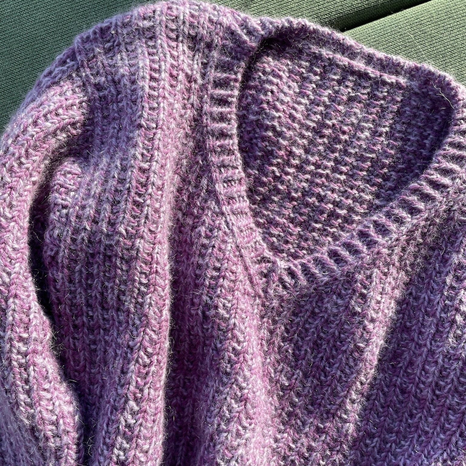 Easy Evening Sweater - V-edition - Image 4