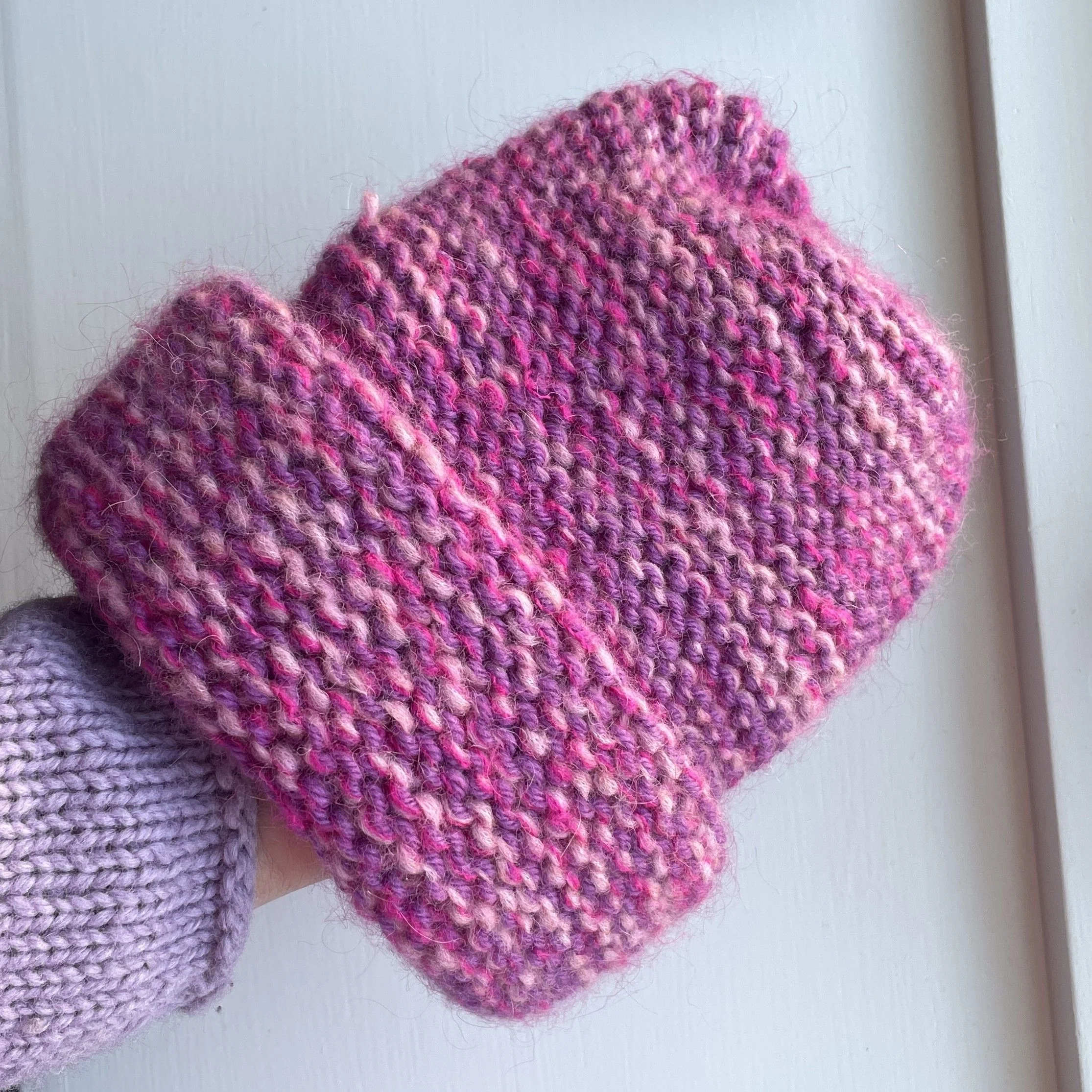 Ultra Easy Garter Stitch Beanie - Lue - Image 2