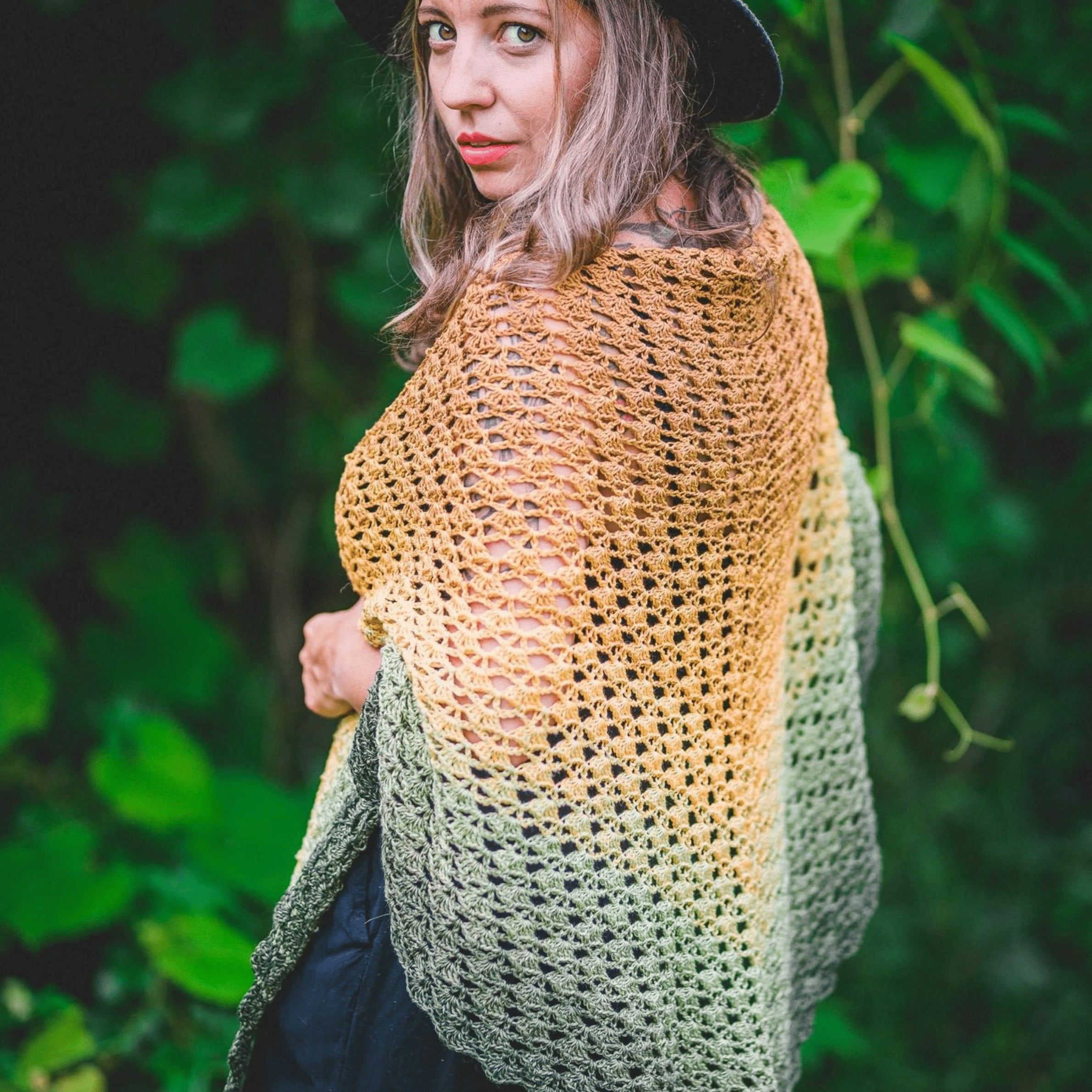 Brynn - Shawl - Image 3