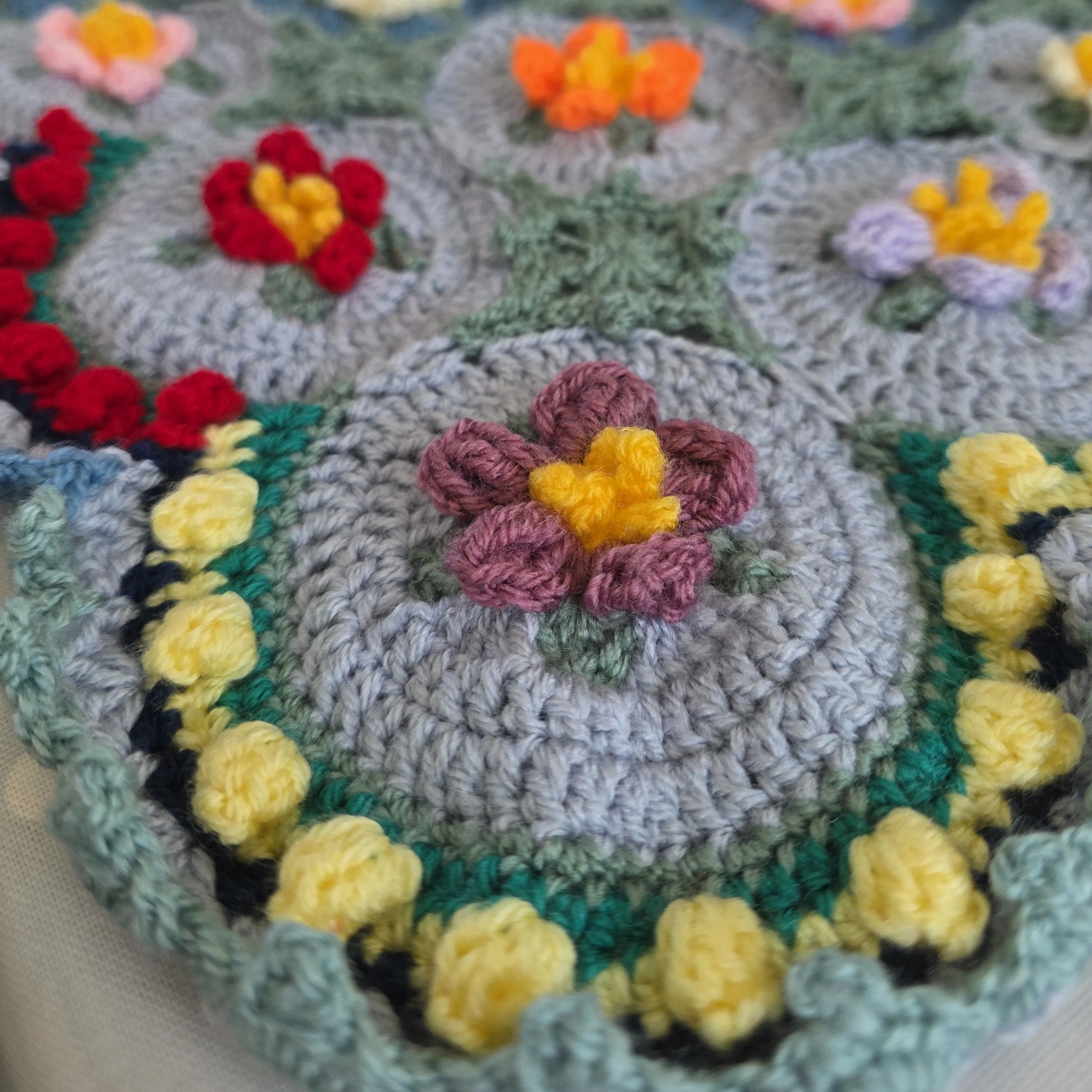 Macaroon Blossom - Blanket - Image 6