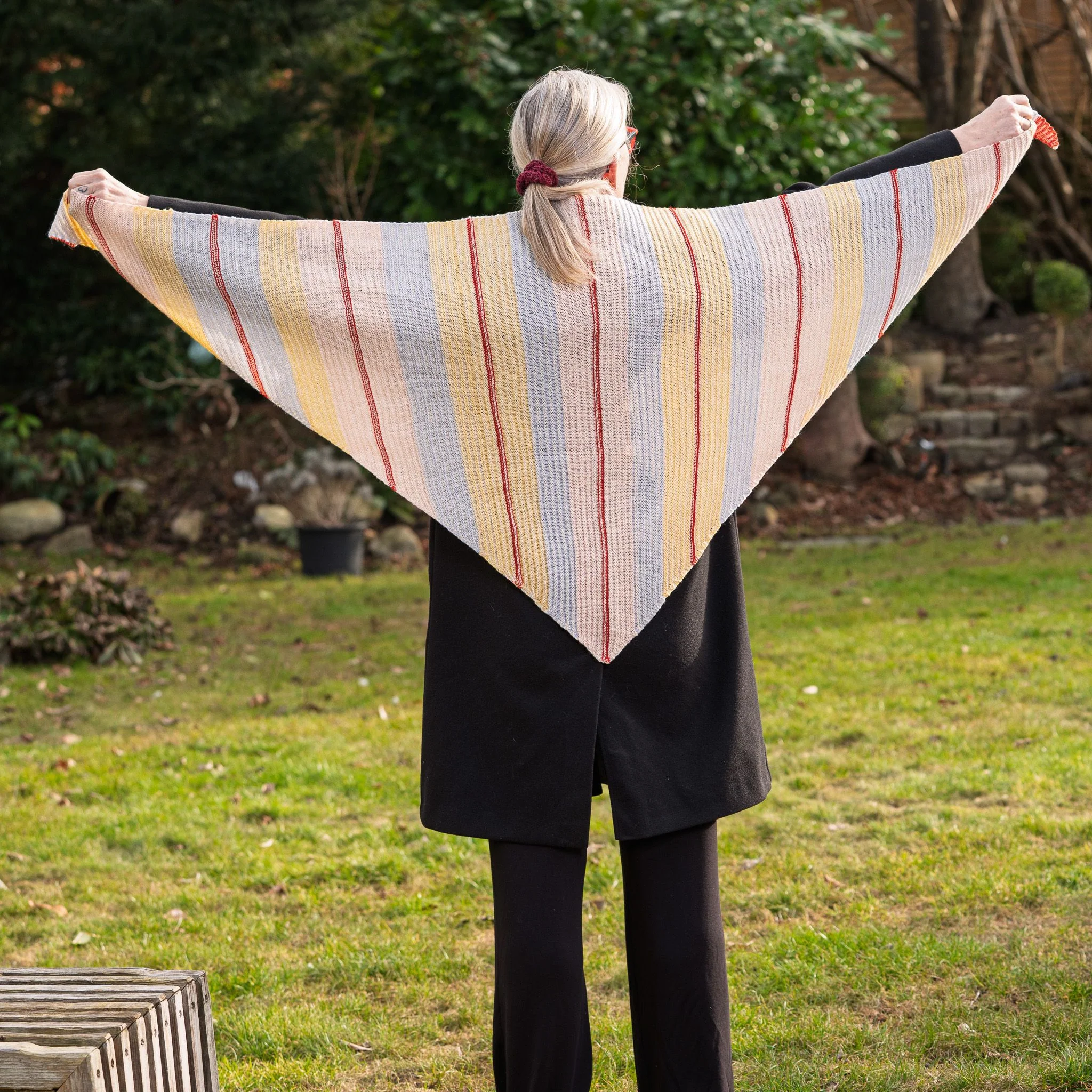 Sisters Shawl - Image 3