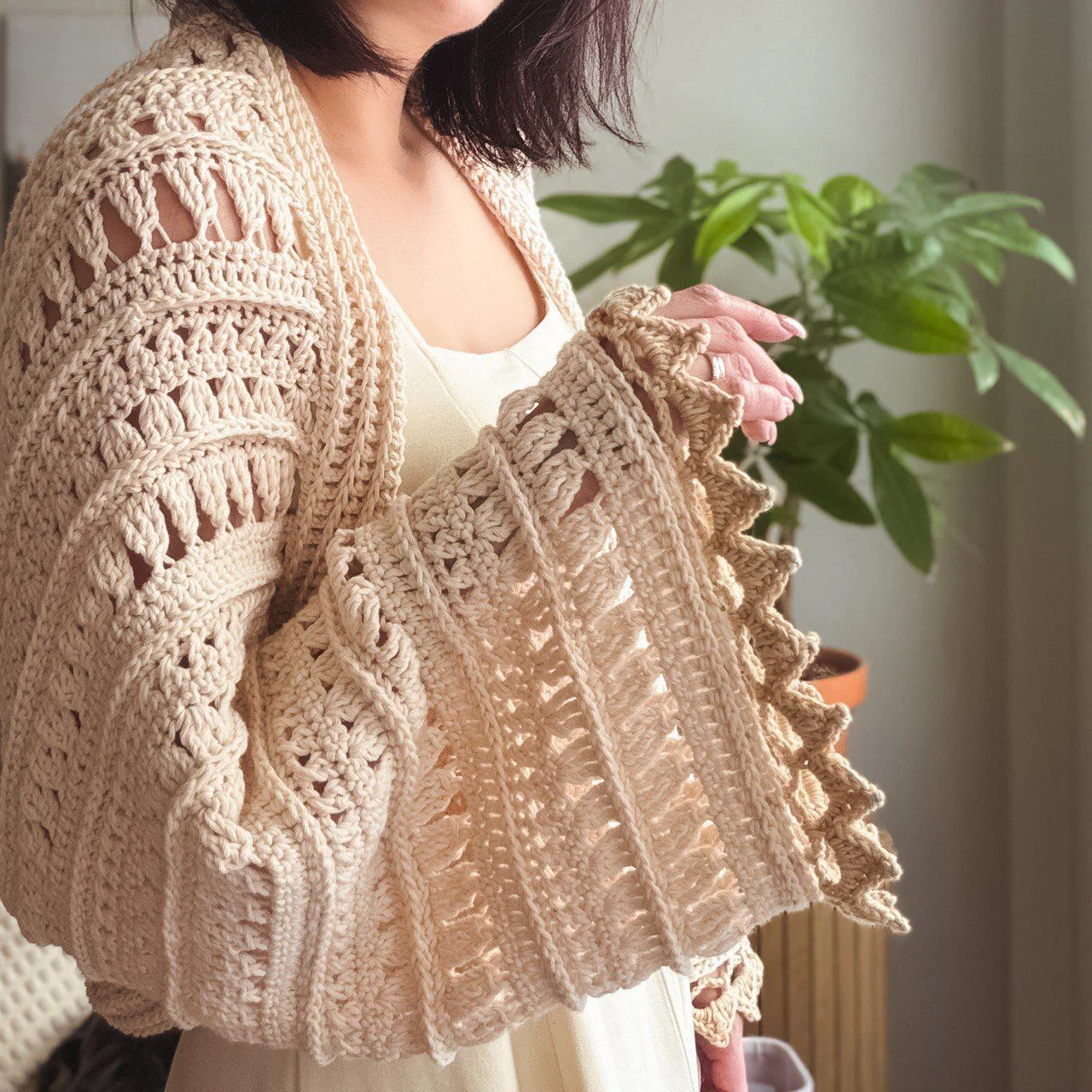 Charlotte - Bolero - Image 2